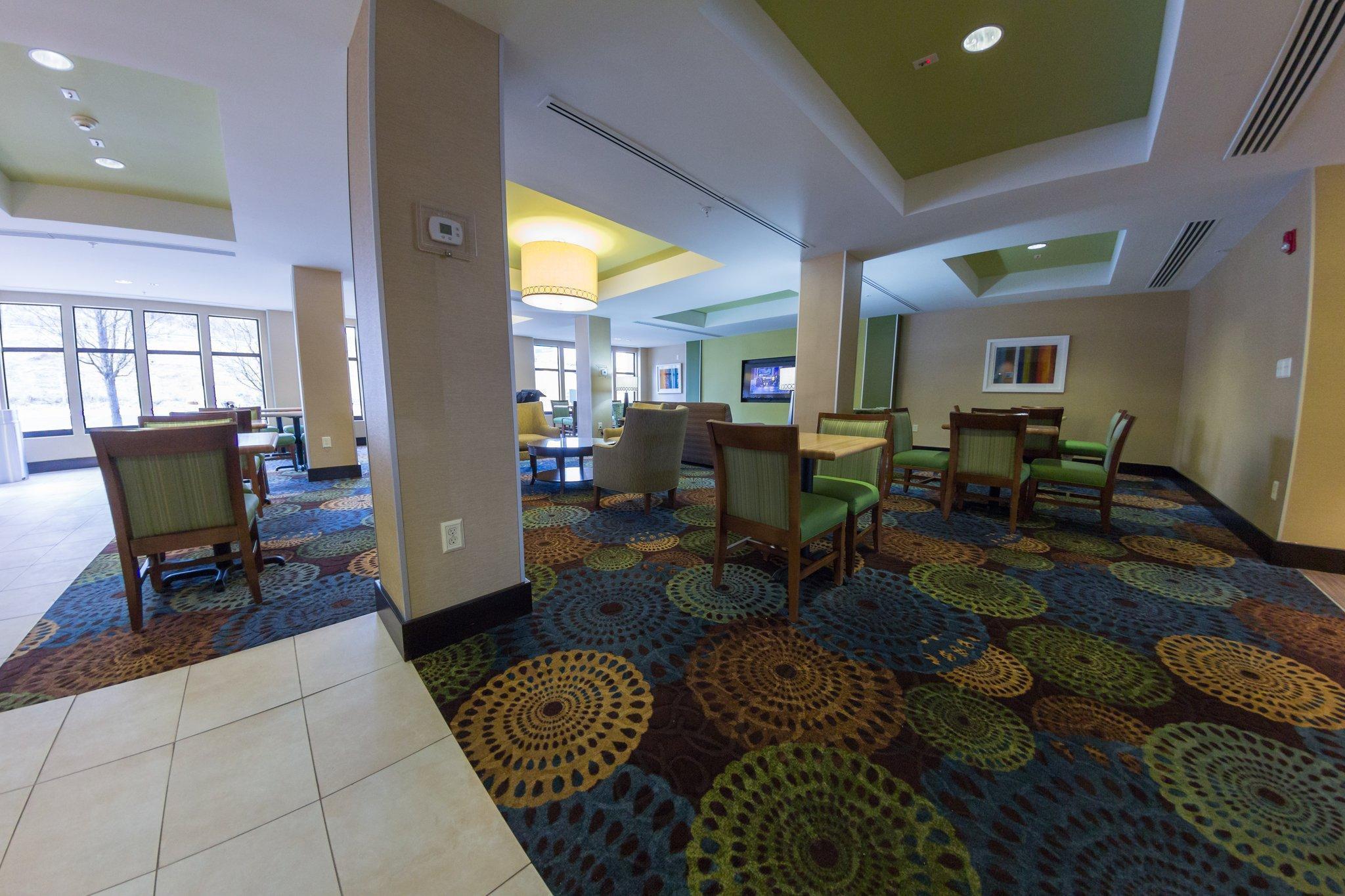 Holiday Inn Express And Suites Winchester, An Ihg Hotel Bagian luar foto