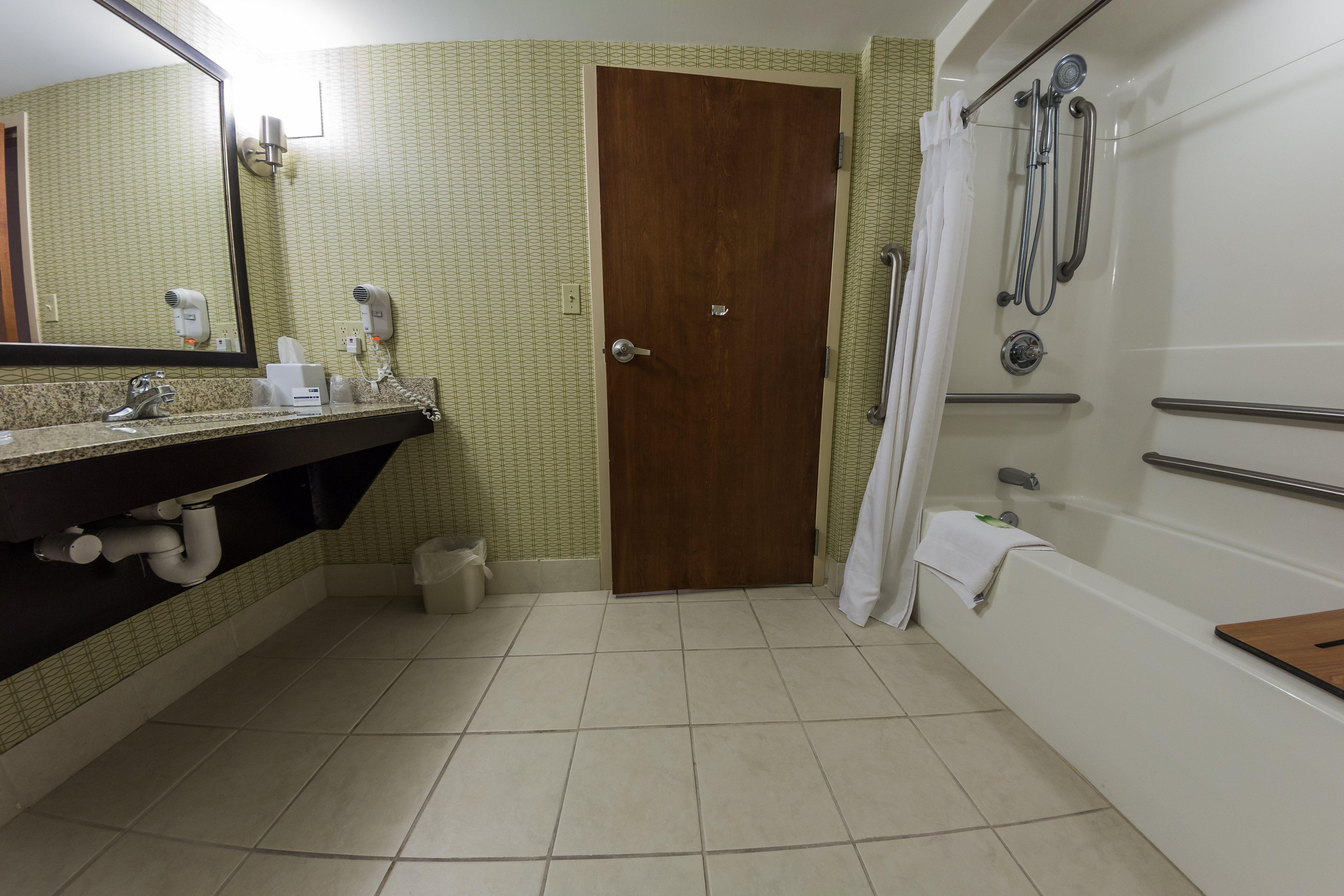 Holiday Inn Express And Suites Winchester, An Ihg Hotel Bagian luar foto